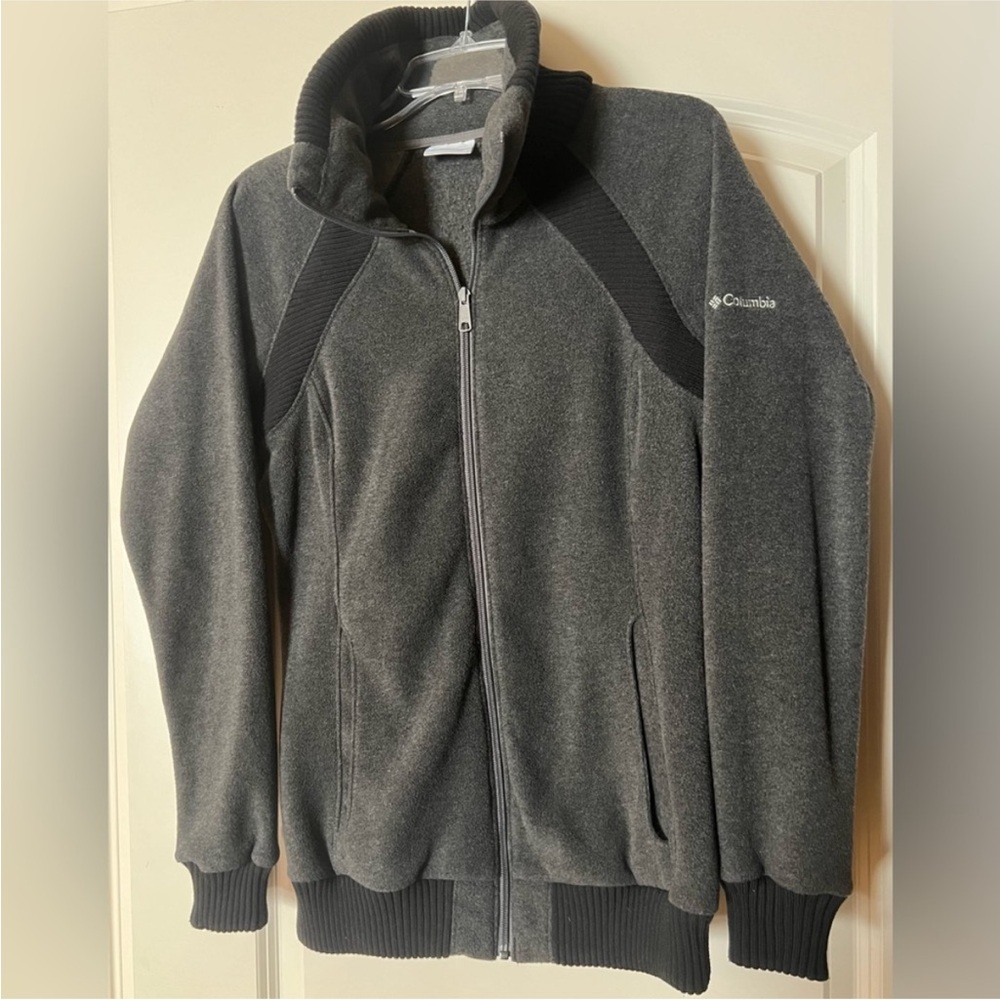 Columbia Women’s Sz Medium full zip Grey jacket w black sweater details